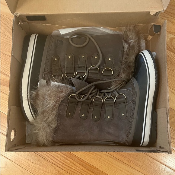 NWOT Sorel Joan of Arctic Women’s Waterproof Boot - Picture 6 of 9